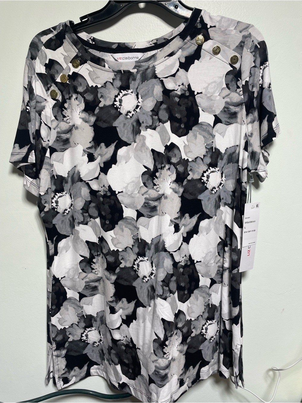 Liz Claiborne Black and White Floral Short-Sleeve Tee with Button Accents